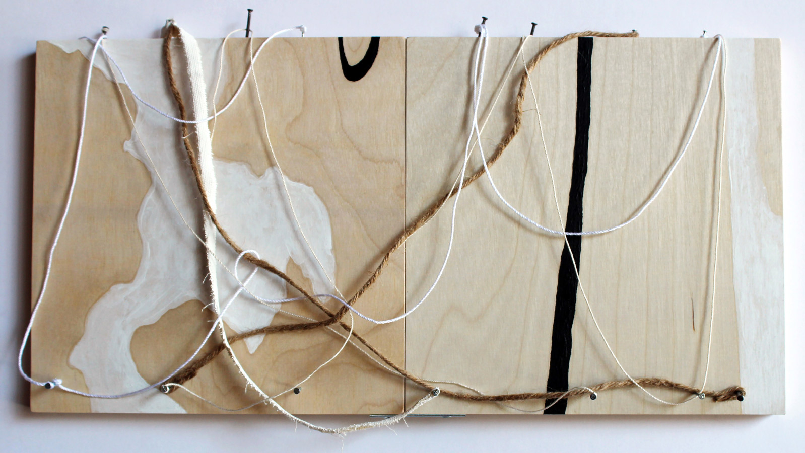 Zelene Schlosberg. Impromptu. Acrylic, Thread, Canvas Piece and Nails on Wood Panels. 20x41x4 cm. 2019