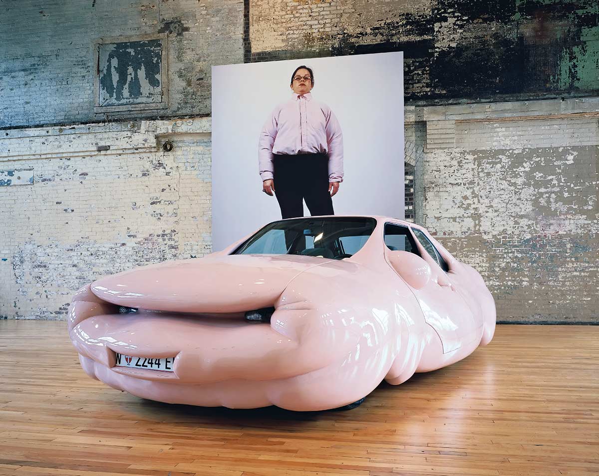 Fat car
Mixed media. 130x265x480 cm. 2002
Photo credit Arthur Evans
Erwin Wurm © All rights reserved.