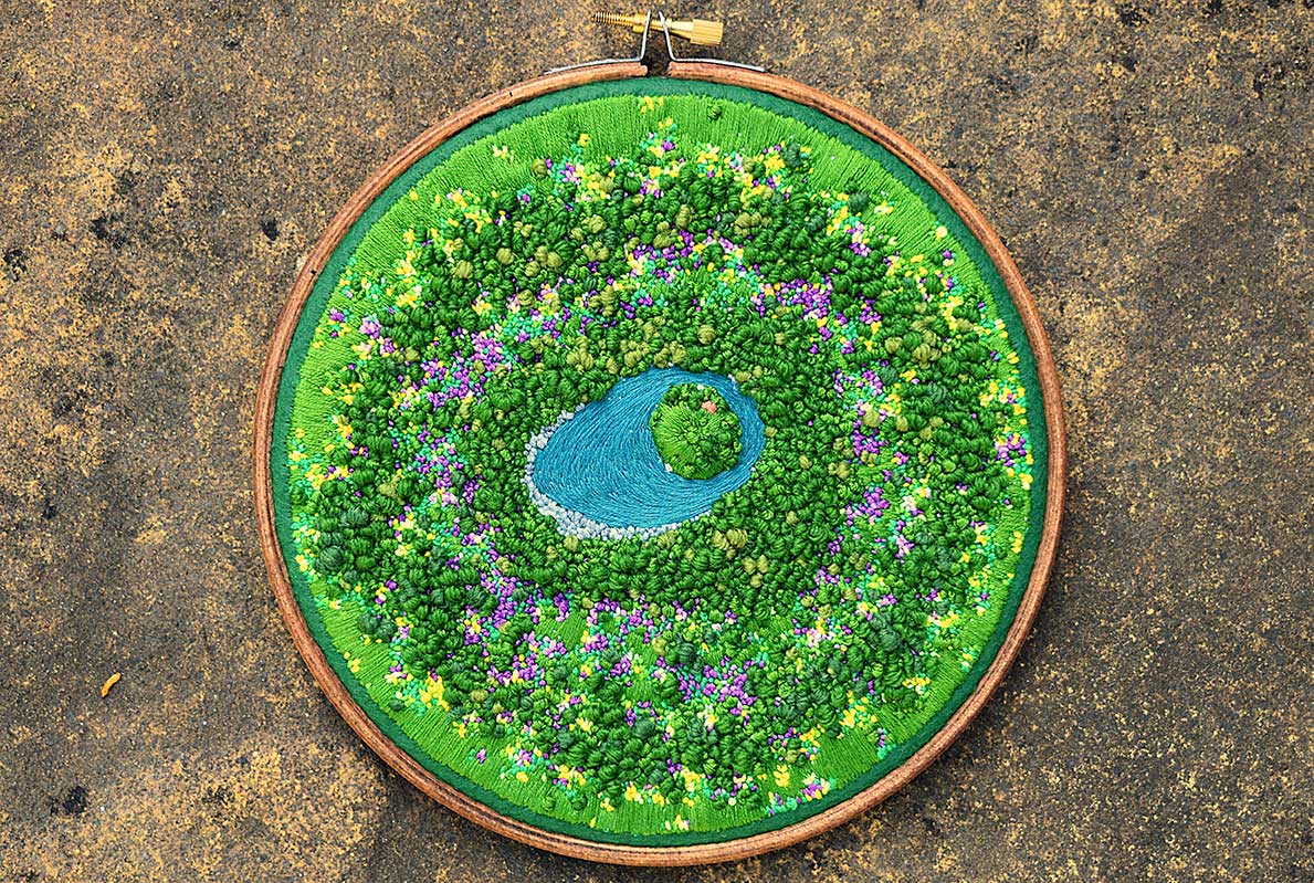  Concentric in bloom. 2022. Embroidery. 20 cm