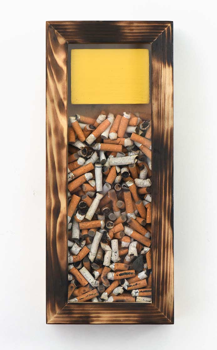 Low battery,
Wood, Cigarette, 14 x 35 cm, 2020
Nina Rastgar © All rights reserved.