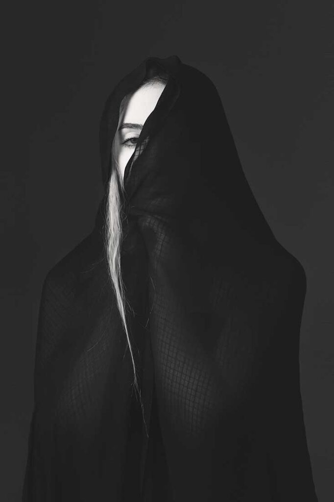 Top Left: Strand of Trouble
A Strand of girls' hair that, from the perspective of traditional society, is the cause of society's problems and troubles. A strand shaped like a dagger curved like a sickle, sharp and cutting.
July 2023
Siavosh Ejlali © All rights reserved.