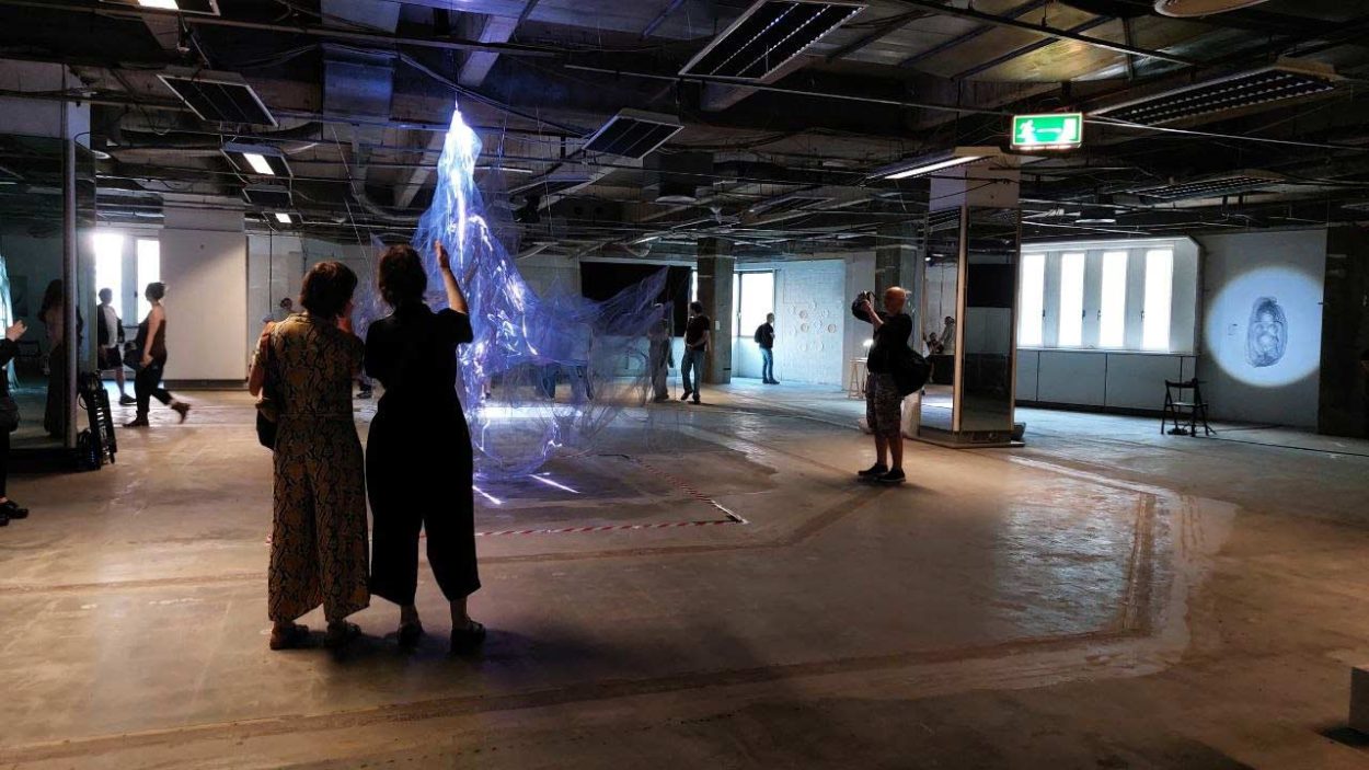 EDEN.exe Opened at 48 Stunden Neukölln with Live Performance by Renowned Mural Artist Robert Vargas